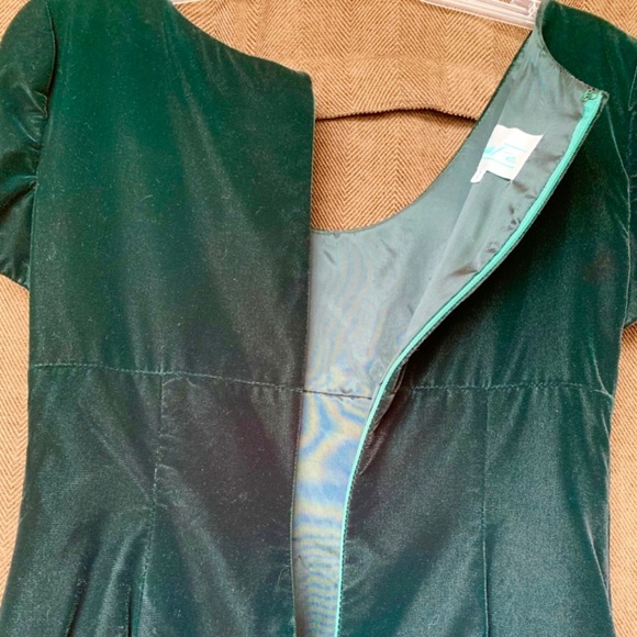 Vintage Sante Fe Dark Hunter Green Velvet Dress - Picture 6 of 6